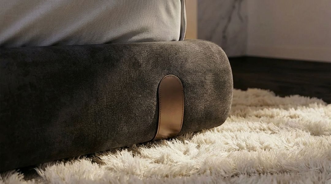 The Torino Velvet Rest Bed, view 5